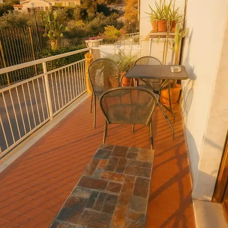 La Terrazza Di 度假居 *